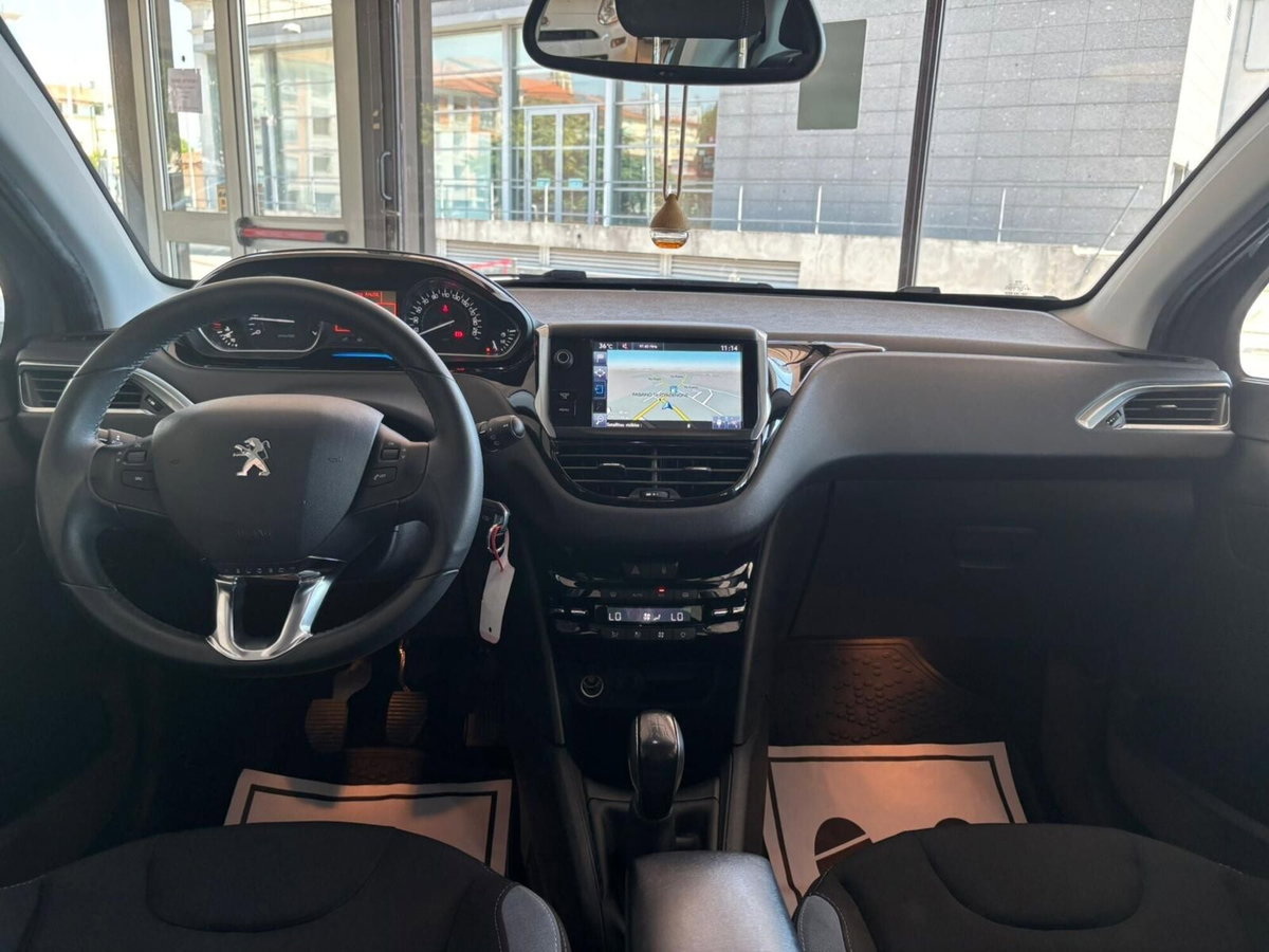 Peugeot 208 VTi 82 CV 5 porte Access (12)