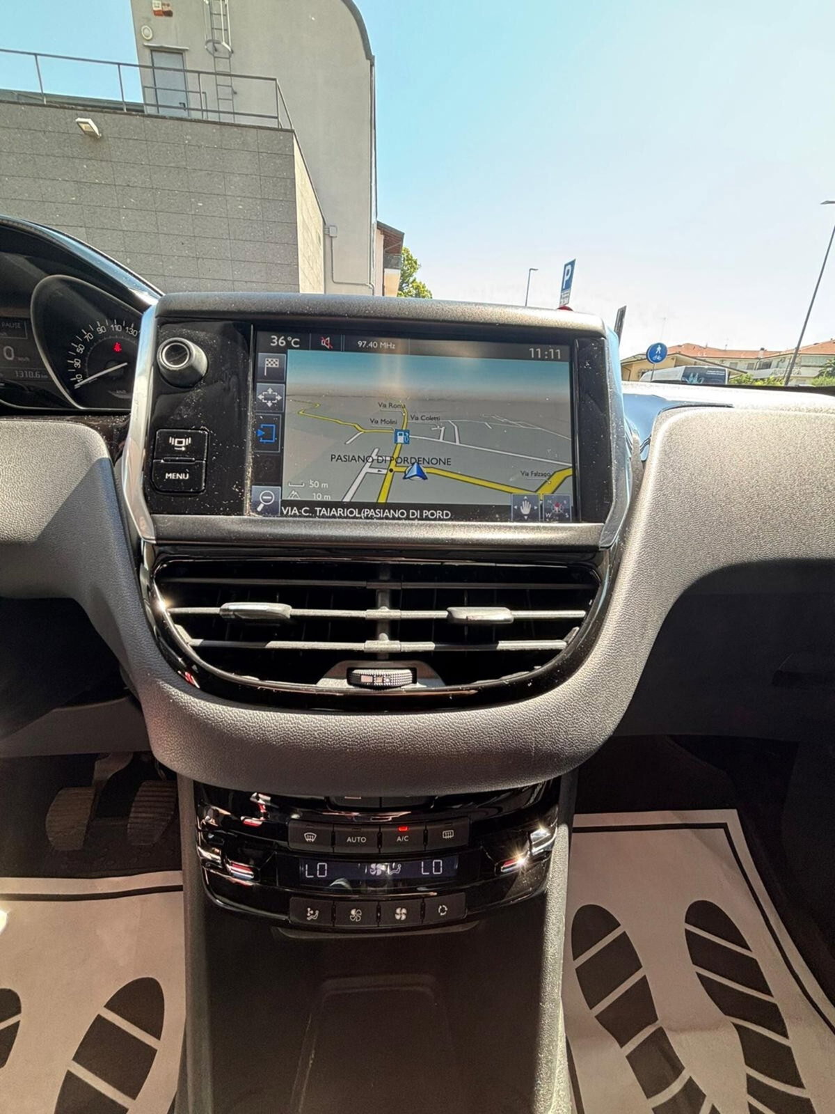 Peugeot 208 VTi 82 CV 5 porte Access (13)