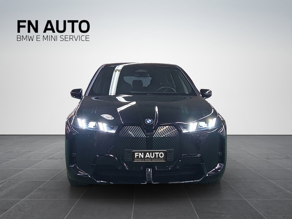 BMW iX xdrive60 MSport Pro (2)