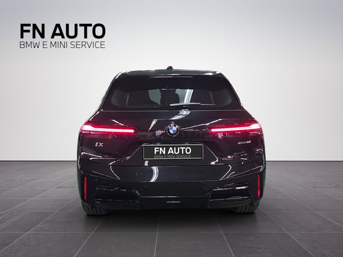 BMW iX xdrive60 MSport Pro (5)