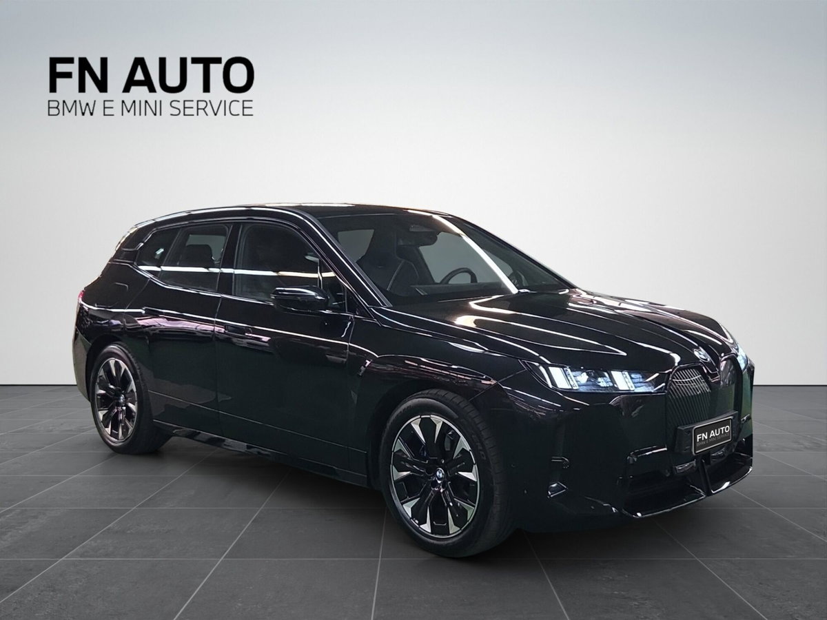 BMW iX xdrive60 MSport Pro (8)
