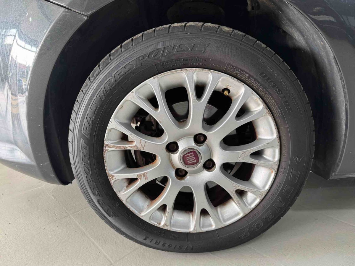 Fiat Punto Evo 1.2 5 porte S&S Dynamic (10)