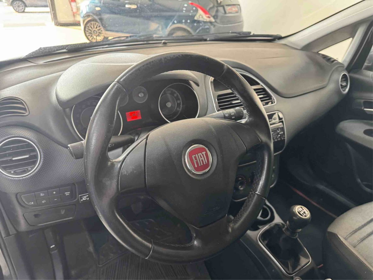 Fiat Punto Evo 1.2 5 porte S&S Dynamic (12)