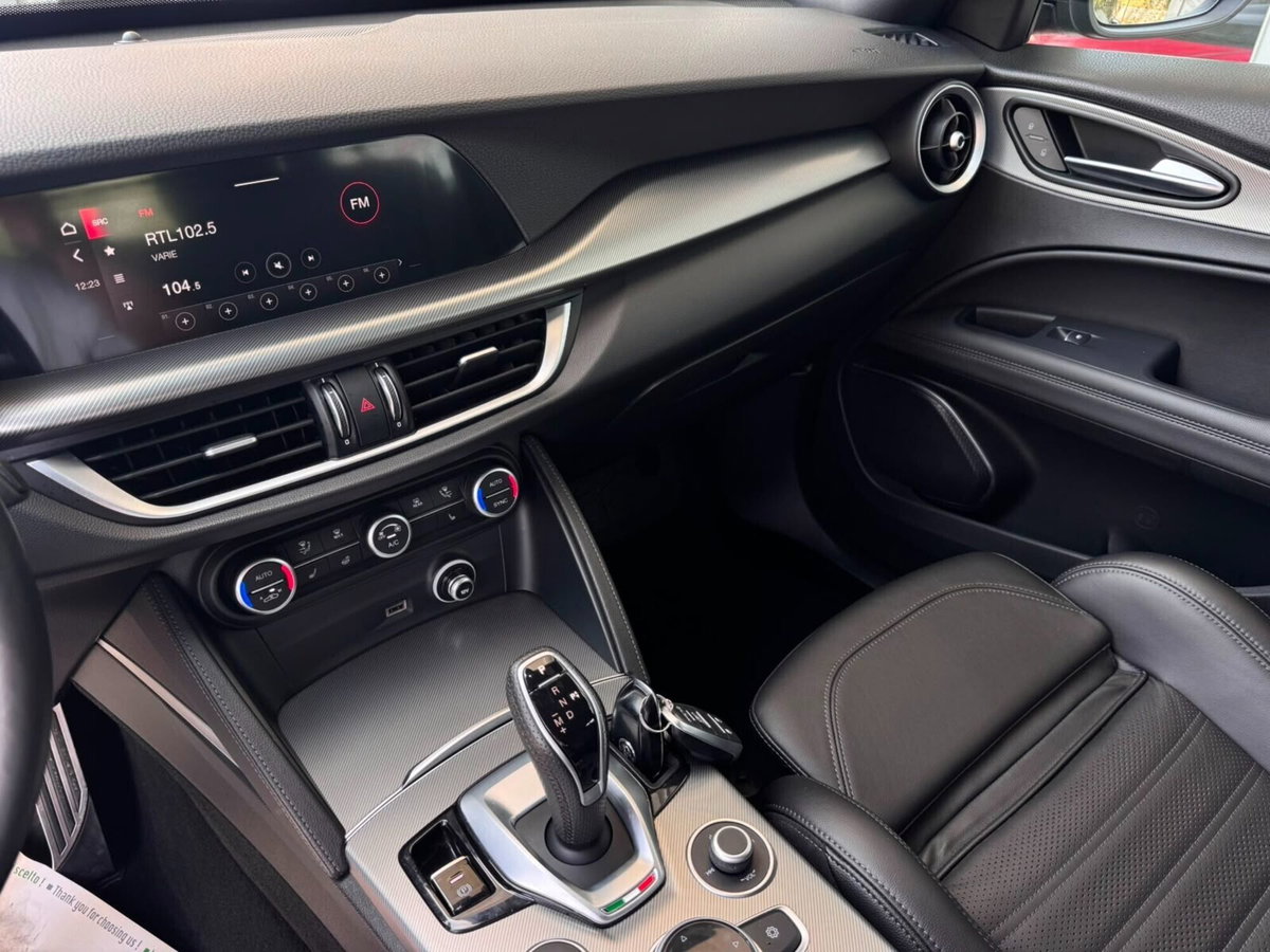 Alfa Romeo Stelvio Stelvio 2.2 Turbodiesel 210 CV AT8 Q4 Veloce (10)