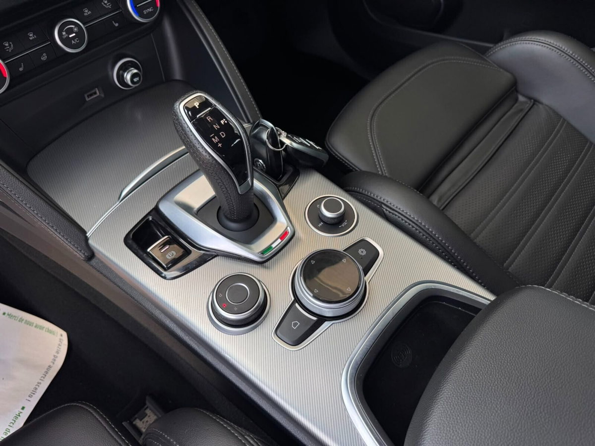 Alfa Romeo Stelvio Stelvio 2.2 Turbodiesel 210 CV AT8 Q4 Veloce (11)