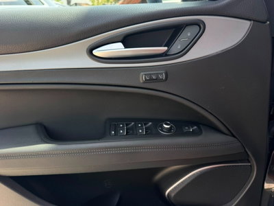 Alfa Romeo Stelvio Stelvio 2.2 Turbodiesel 210 CV AT8 Q4 Veloce (14)