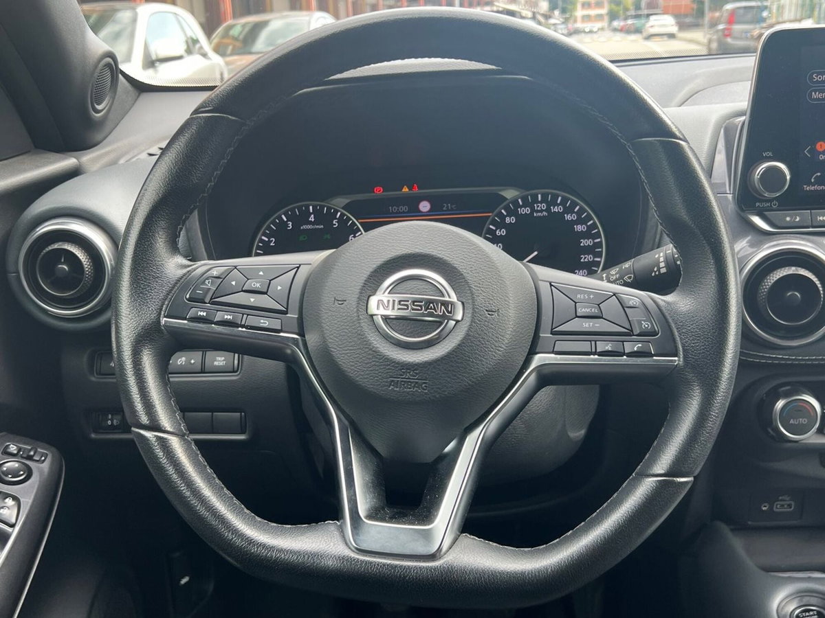 Nissan Juke 1.0 dig-t Acenta 114cv (17)