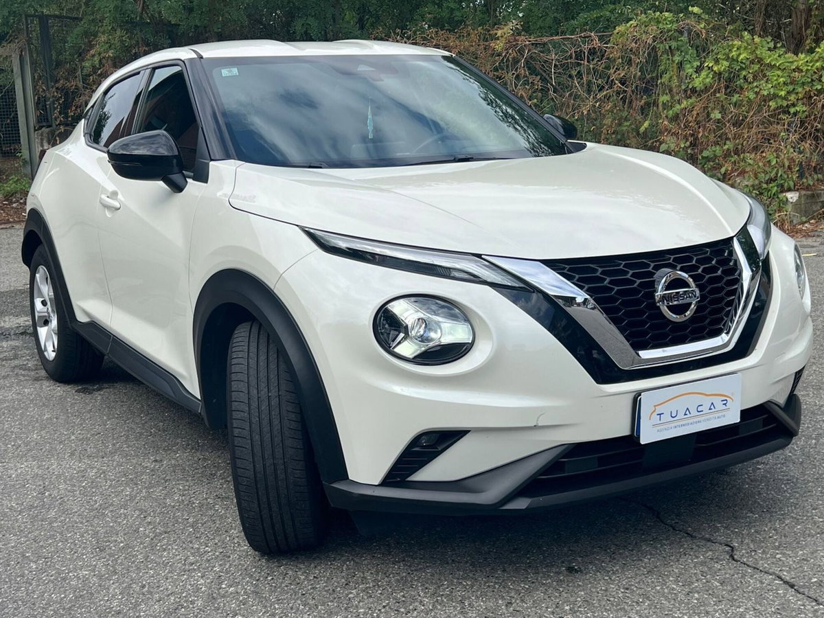 Nissan Juke 1.0 dig-t Acenta 114cv (2)