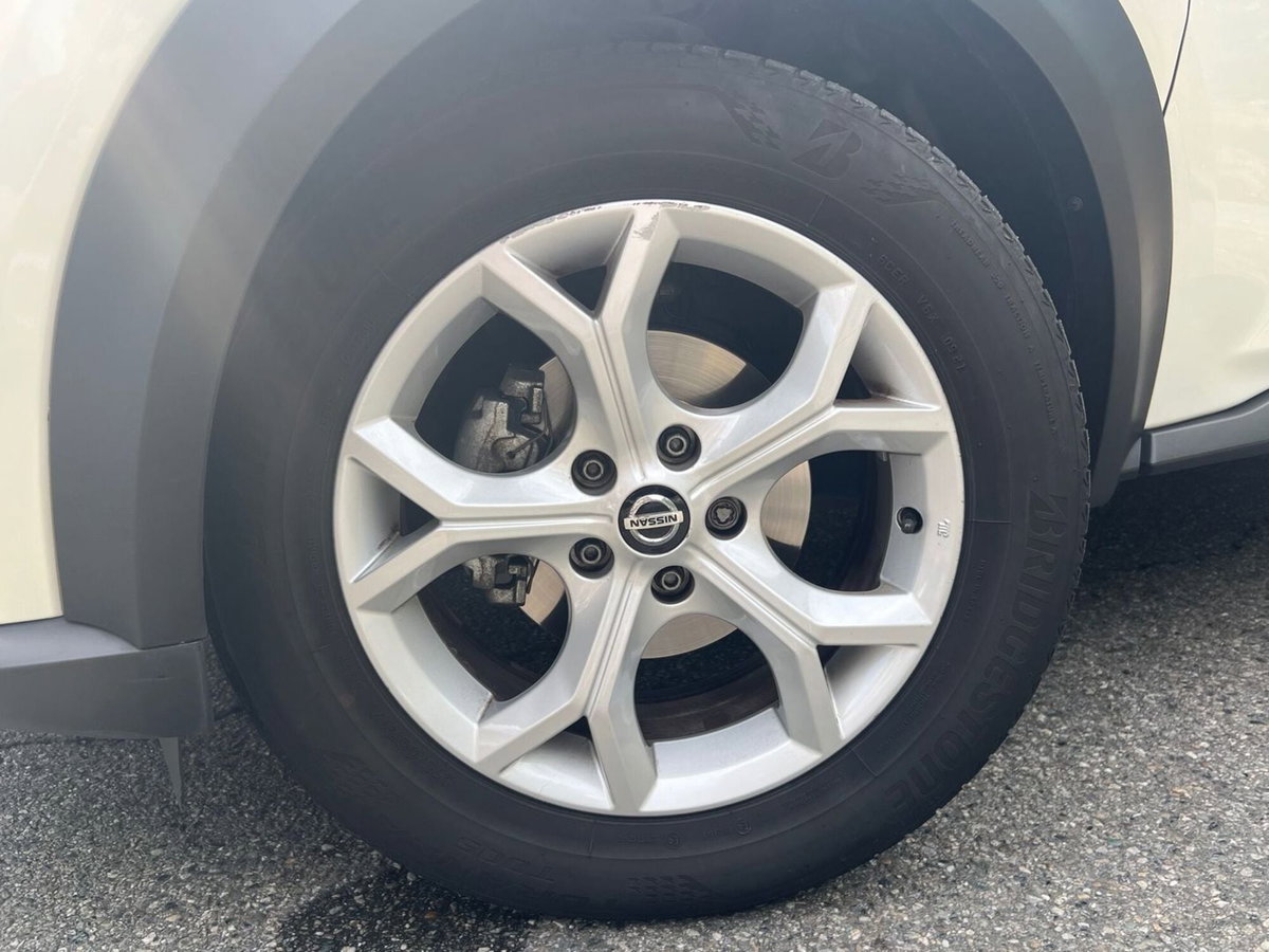 Nissan Juke 1.0 dig-t Acenta 114cv (7)