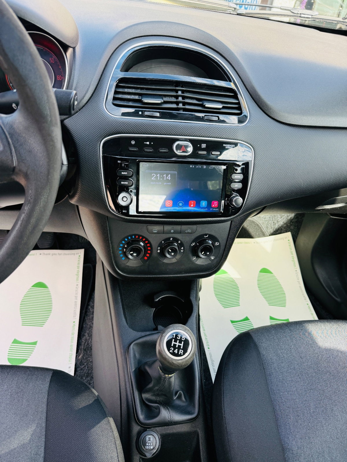 Fiat Punto 1.3 MJT II 75 CV 3 porte Virgin Radio (16)