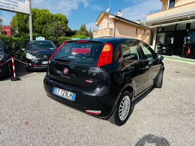 Fiat Punto 1.3 MJT II 75 CV 3 porte Virgin Radio (7)