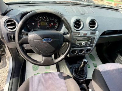 Ford Fusion 1.4 TDCi 5p. Collection (14)