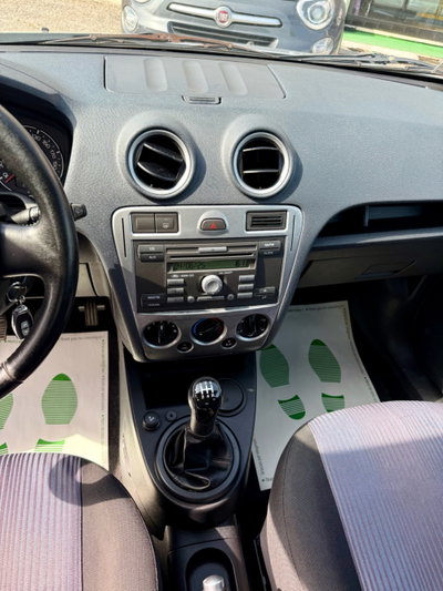 Ford Fusion 1.4 TDCi 5p. Collection (15)