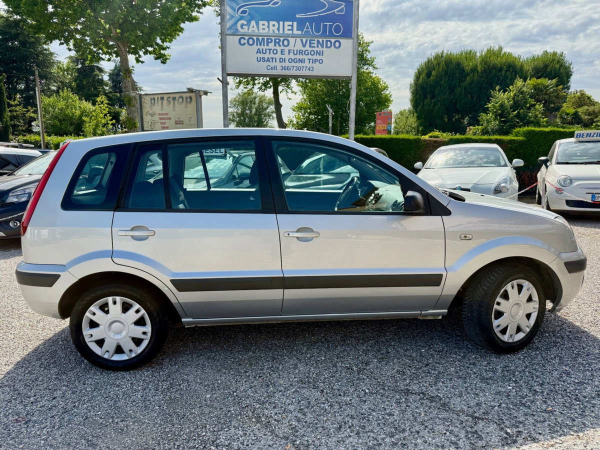 Ford Fusion 1.4 TDCi 5p. Collection (7)
