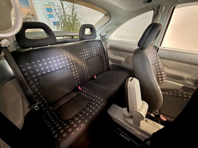 Volkswagen New Beetle 2.0 (8)