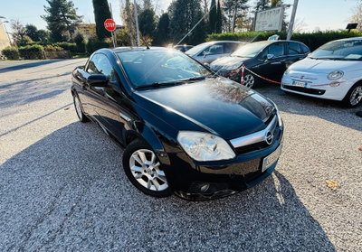 Opel Tigra TwinTop 1.4 16V Sport usata