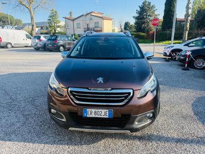 Peugeot 2008 e-HDi 115 CV Stop&Start Allure (2)