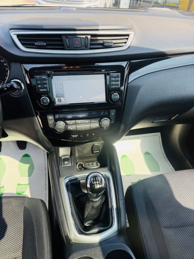 Nissan Qashqai 1.5 dCi Tekna (15)
