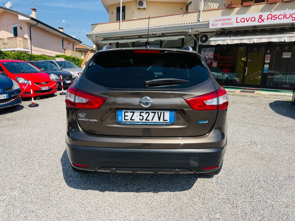 Nissan Qashqai 1.5 dCi Tekna (6)