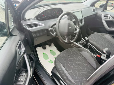 Peugeot 2008 82 Active (10)