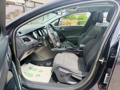 Peugeot 508 SW 2.0 HDi 163CV aut. Ciel Allure (12)