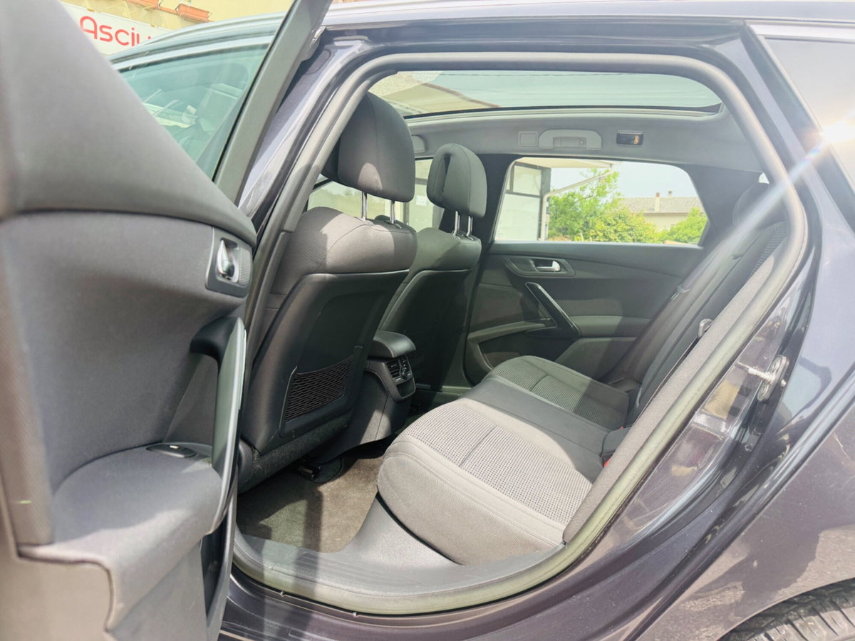 Peugeot 508 SW 2.0 HDi 163CV aut. Ciel Allure (18)