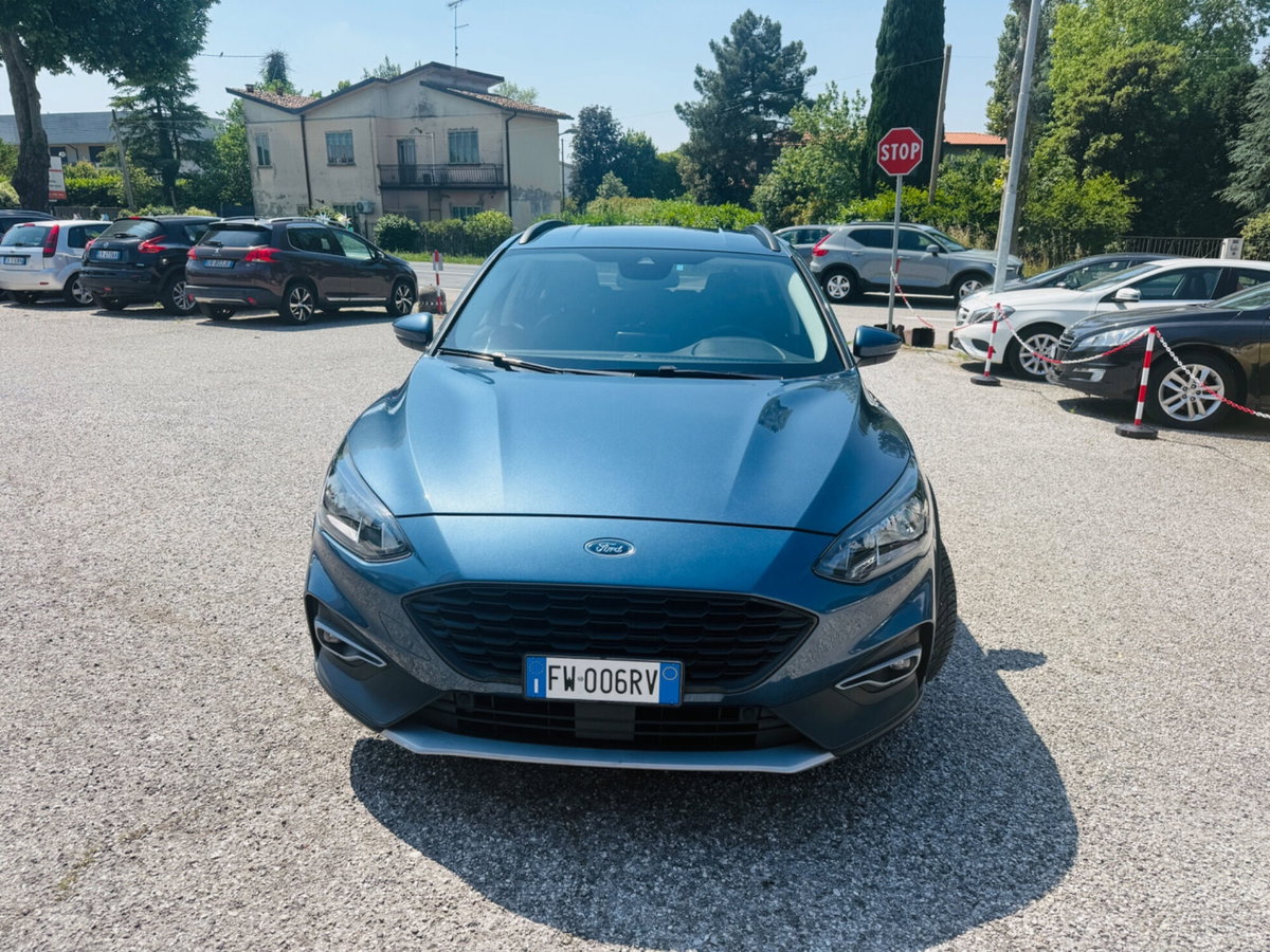 Ford Focus 1.0 EcoBoost 125 CV automatico 5p. Active Co-Pilot (2)