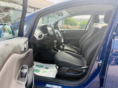 Opel Corsa 1.4 90CV GPL Tech 5 porte n-Joy (11)
