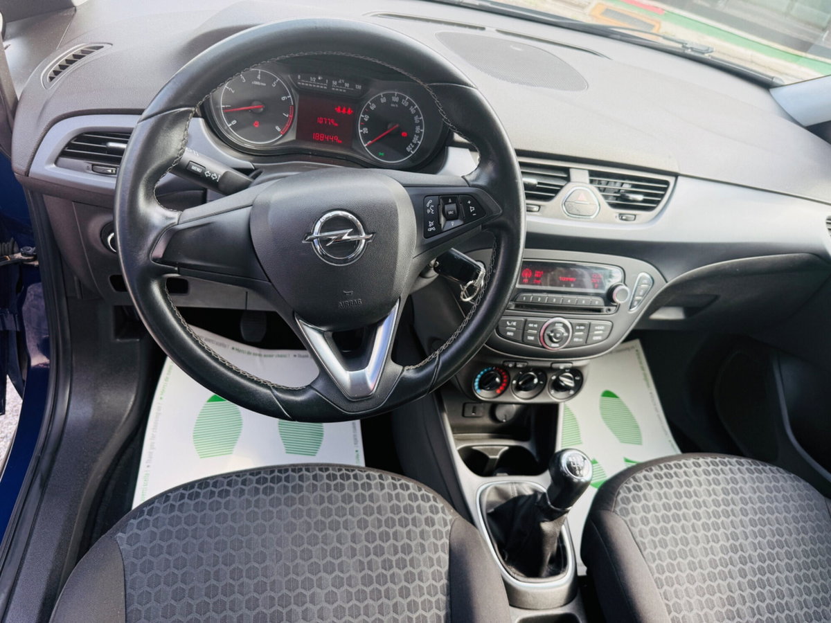 Opel Corsa 1.4 90CV GPL Tech 5 porte n-Joy (14)