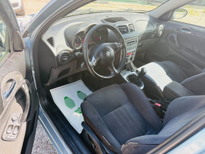 Alfa Romeo 147 1.6 16V TS (105) 3 porte Distinctive (10)