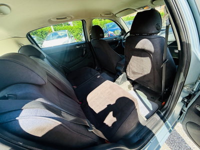 Alfa Romeo 147 1.6 16V TS (105) 3 porte Distinctive (20)