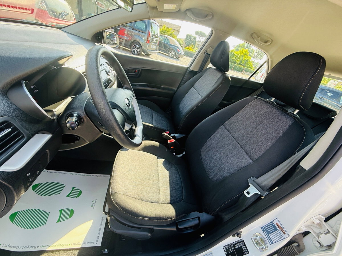 Kia Picanto 1.0 12V 5 porte City (11)