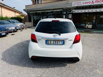 Toyota Yaris 1.D-4D 5 porte Active (6)