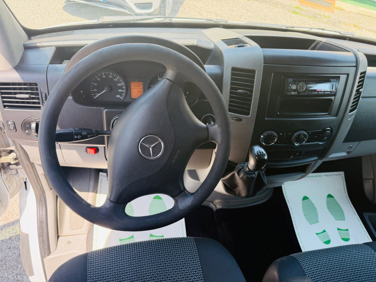 Mercedes-Benz Sprinter F37/35 313 CDI TN Furgone Executive (13)