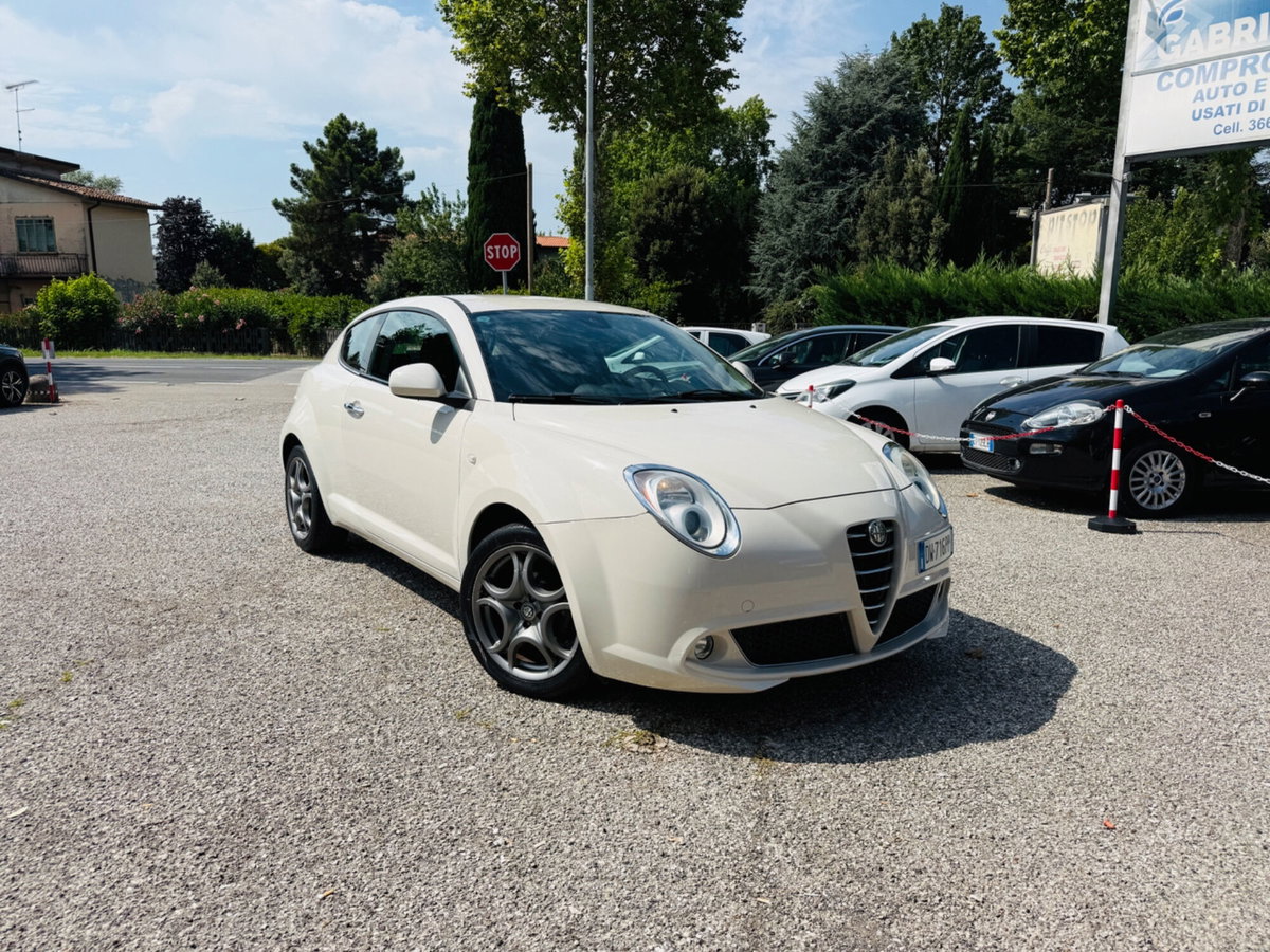 Alfa Romeo MiTo 1.4 78 CV Distinctive Premium Pack