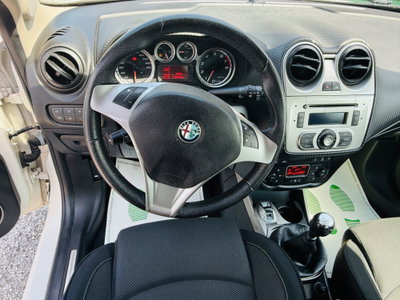 Alfa Romeo MiTo 1.4 78 CV Distinctive Premium Pack (11)
