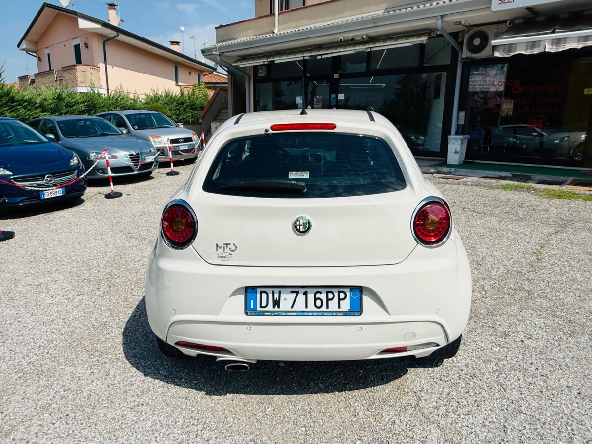 Alfa Romeo MiTo 1.4 78 CV Distinctive Premium Pack (6)