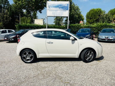 Alfa Romeo MiTo 1.4 78 CV Distinctive Premium Pack (8)