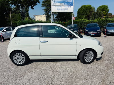 Lancia Ypsilon 1.2 69 CV Argento (8)