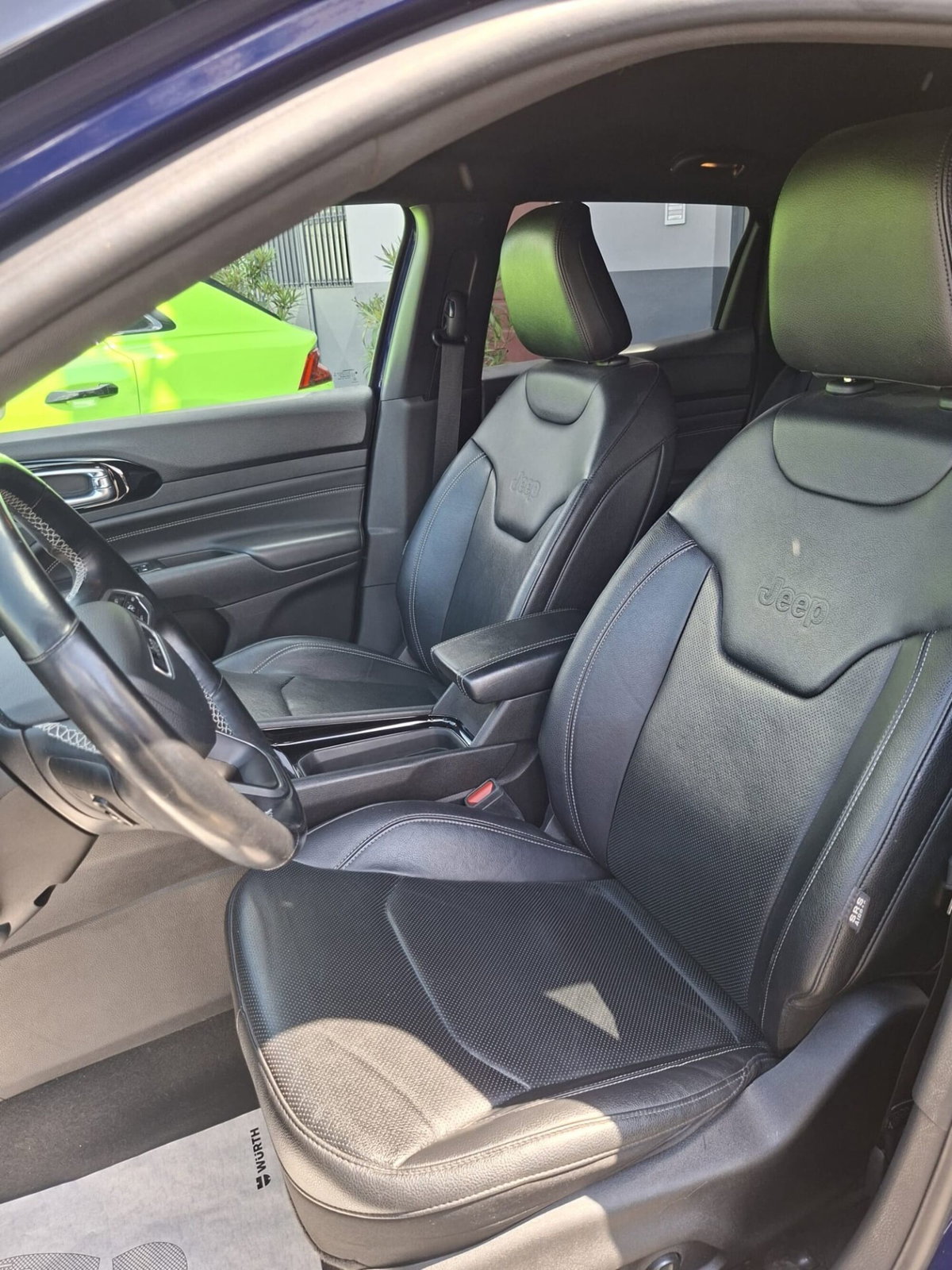 Jeep Compass 1.3 T4 240CV PHEV AT6 4xe S (11)