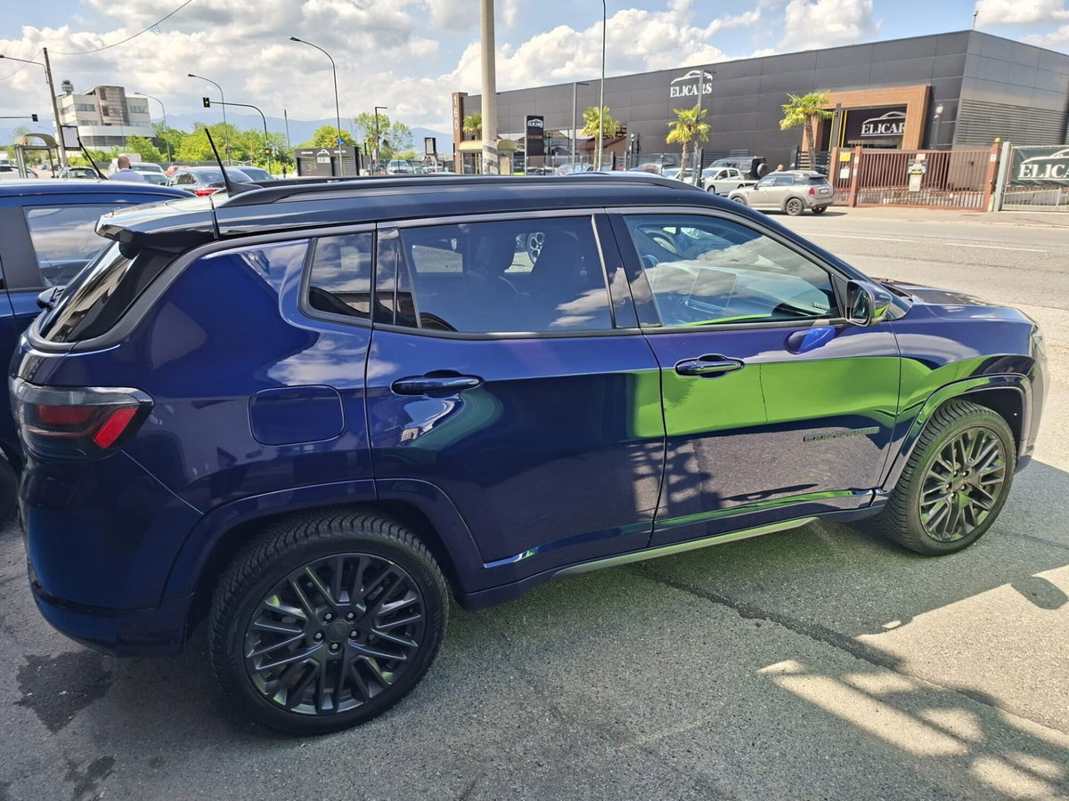 Jeep Compass 1.3 T4 240CV PHEV AT6 4xe S (2)