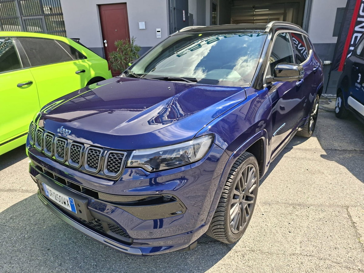 Jeep Compass 1.3 T4 240CV PHEV AT6 4xe S (3)