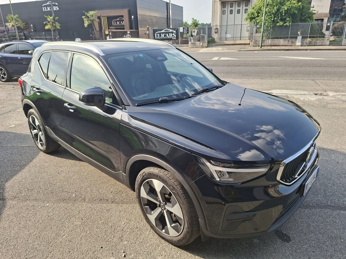 Volvo XC40 B3 automatico Core N1