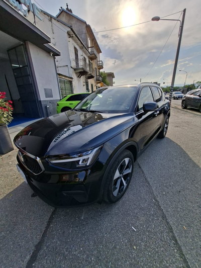 Volvo XC40 B3 automatico Core N1 (13)