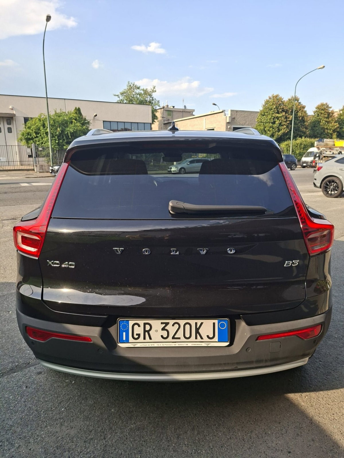 Volvo XC40 B3 automatico Core N1 (14)