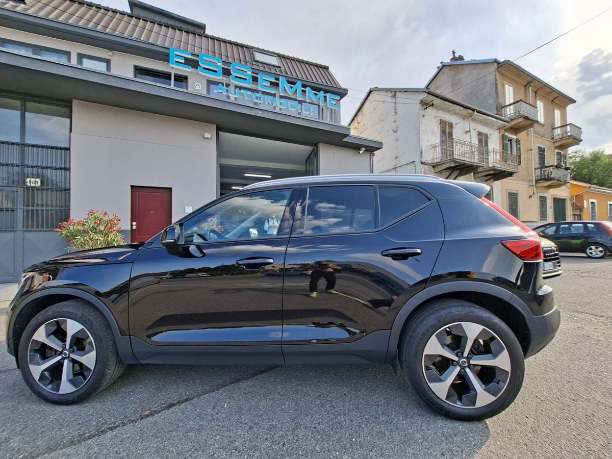 Volvo XC40 B3 automatico Core N1 (4)