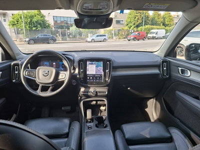 Volvo XC40 B3 automatico Core N1 (7)