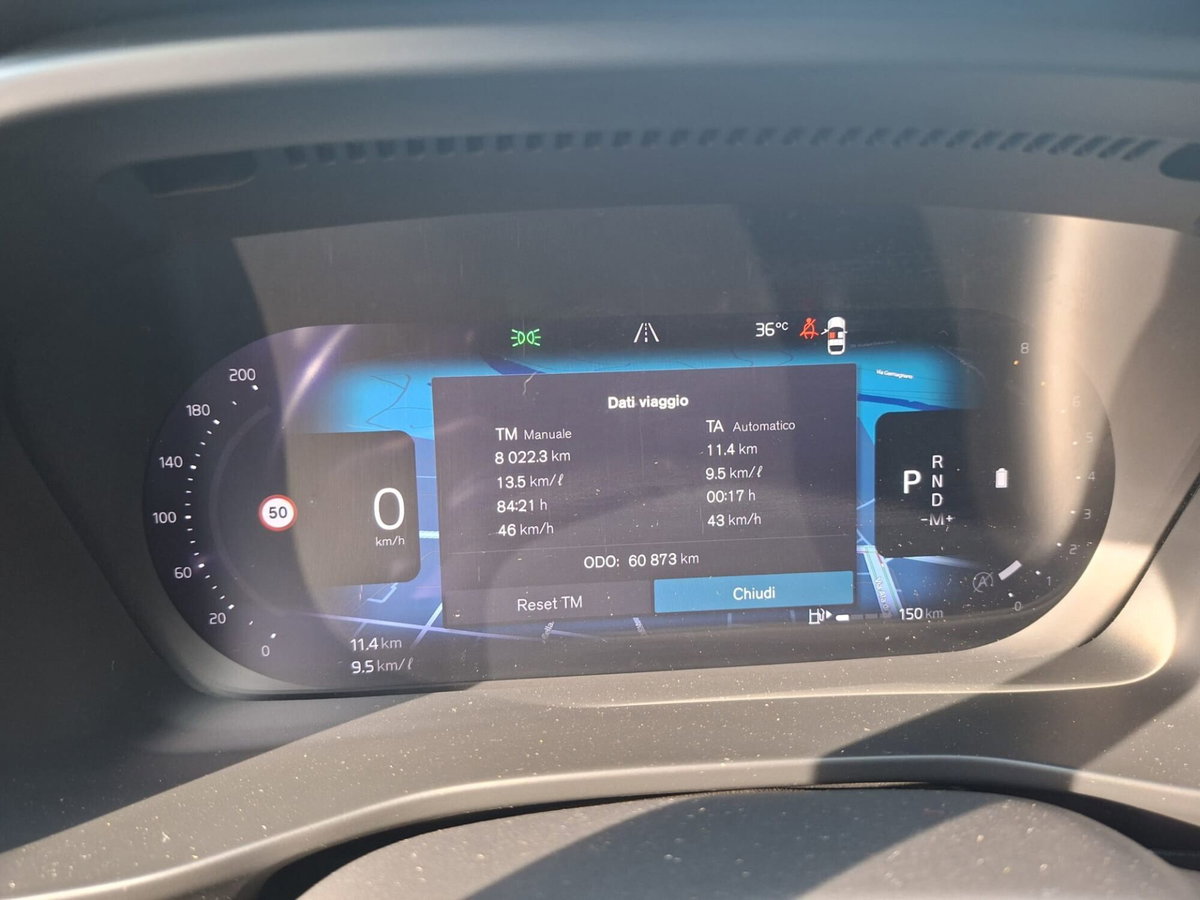 Volvo XC40 B3 automatico Core N1 (9)