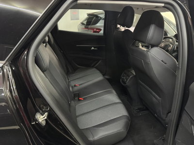 Peugeot 3008 BlueHDi 130 S&S Allure Pack (12)