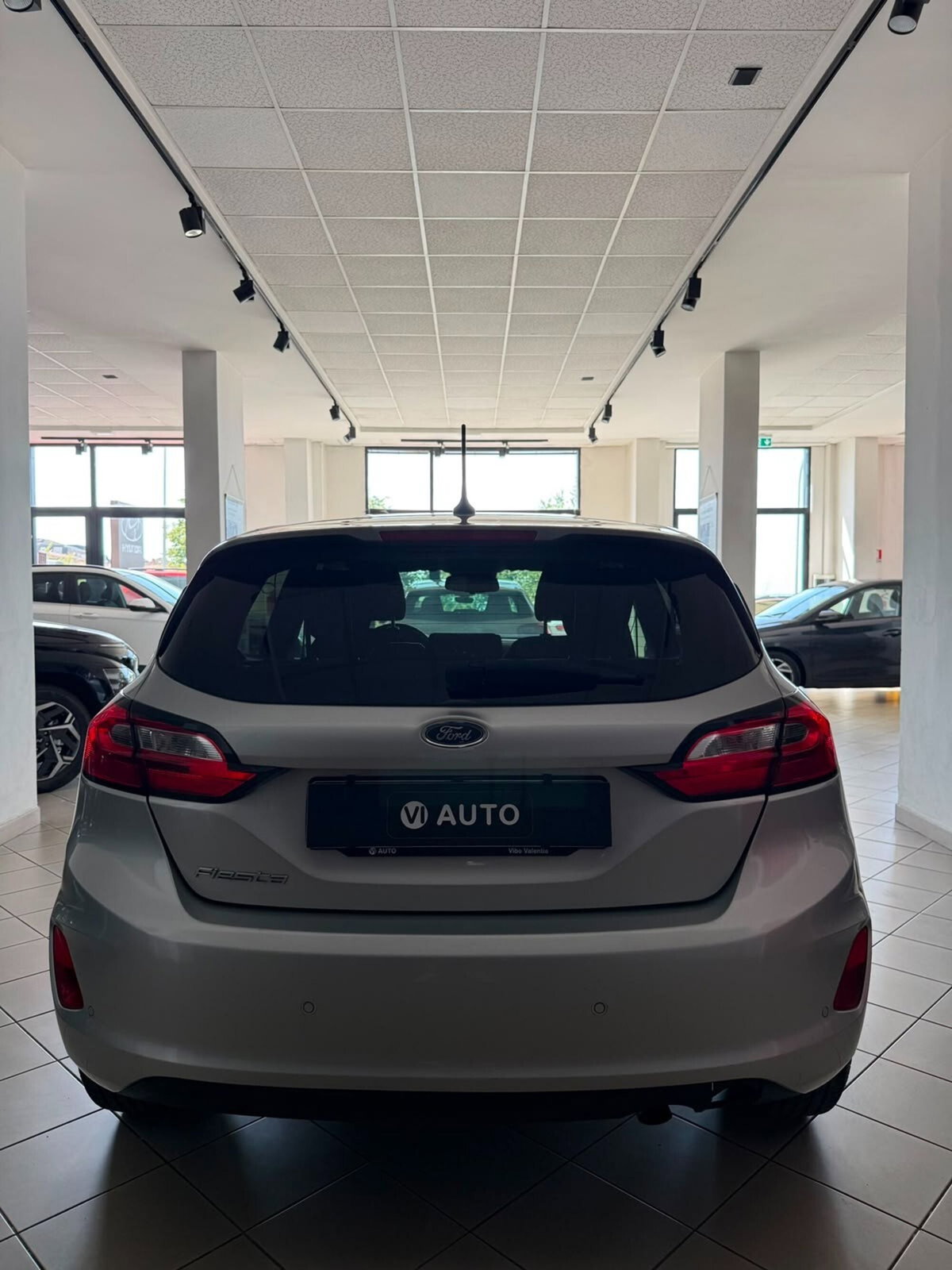 Ford Fiesta 1.1 75 CV 5 porte Titanium (4)